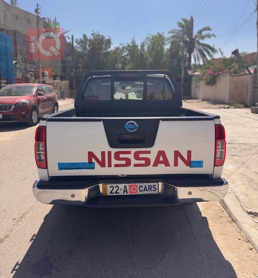نيسان نافارا